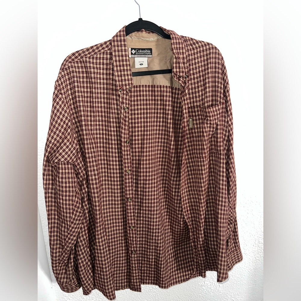 Columbia flannel red and tan